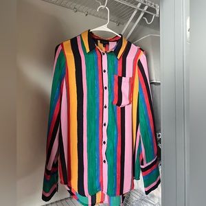 Button up shirt / blouse.